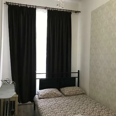 Smart Econom For Near Opera Apartment Lviv
